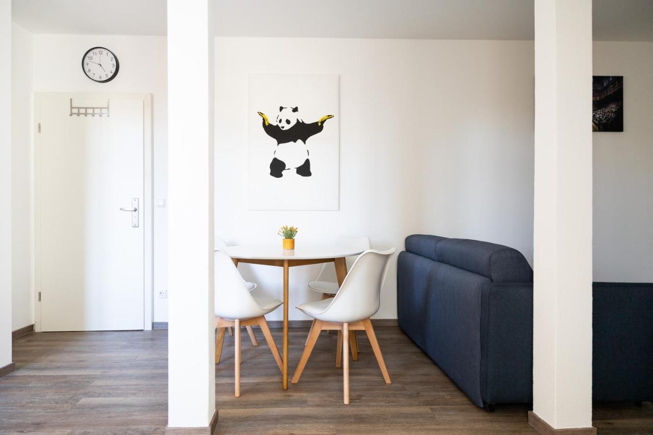 Apartments Am Neuen Theater - Altstadt - Zentral - Kueche - Wifi - Powered By Ko-Living Halle  Exterior photo